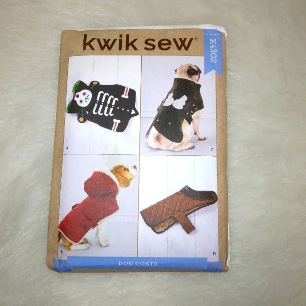 KWIK SEW K4302 Dog Coats in 4 styles Size M-L